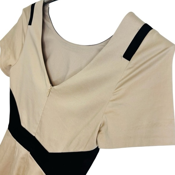CHIC by Jacob Elegant Cream and Black Dress, Size 0 - Picture 3 of 8
